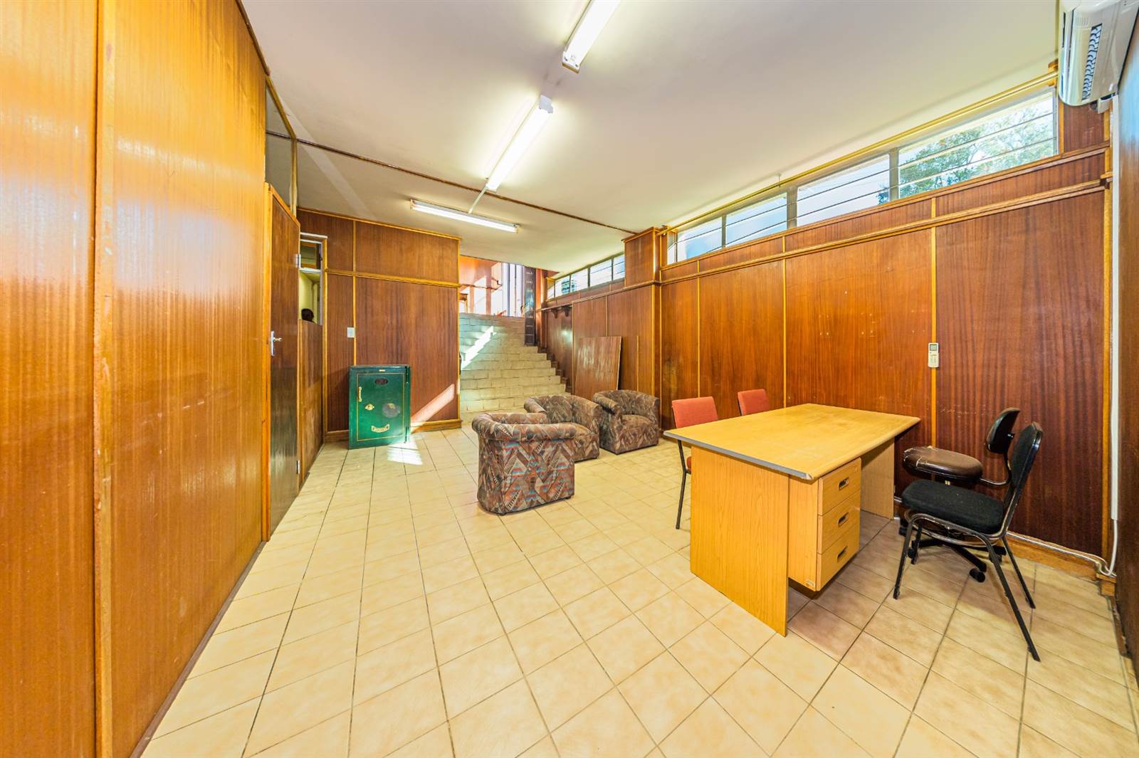 8.5  m² Office Space in Paarl photo number 2