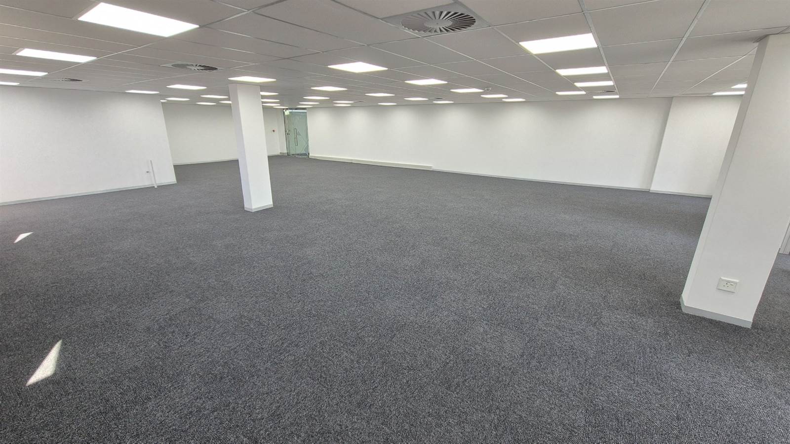 311  m² Office Space in Menlyn photo number 10