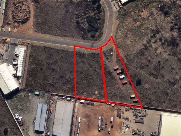 2040 m² Land available in Clayville