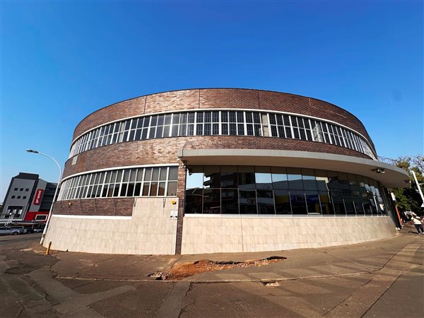 2 790 m² Commercial space 2 790 m² Commercial space