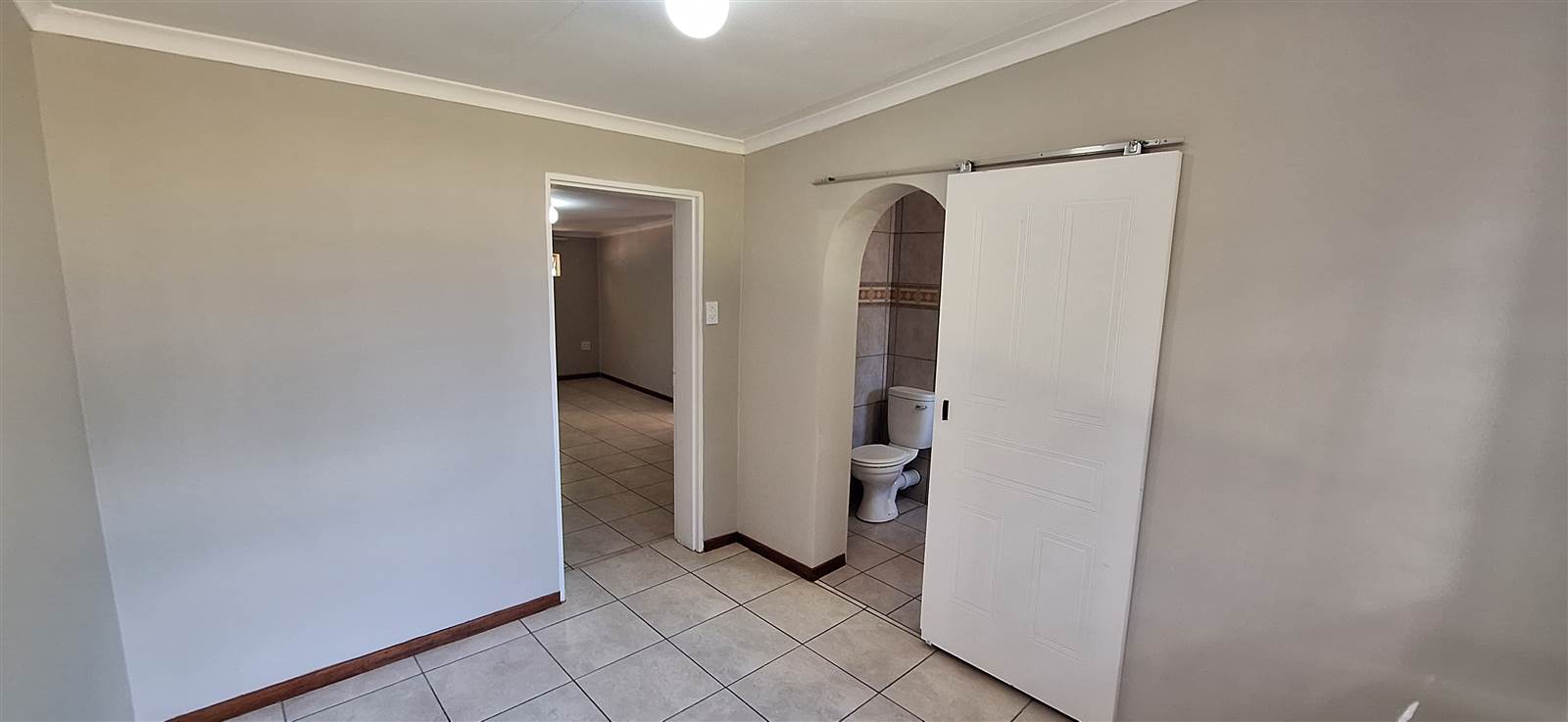 4 Bed House in Aliwal North photo number 21