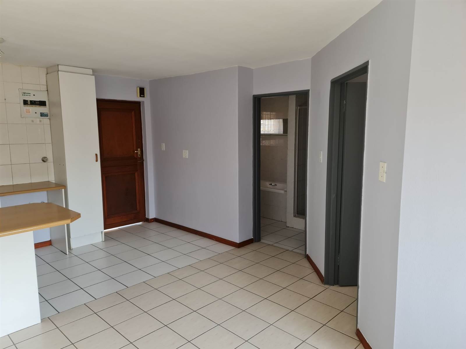 1 Bed Apartment in Bellville Central photo number 6