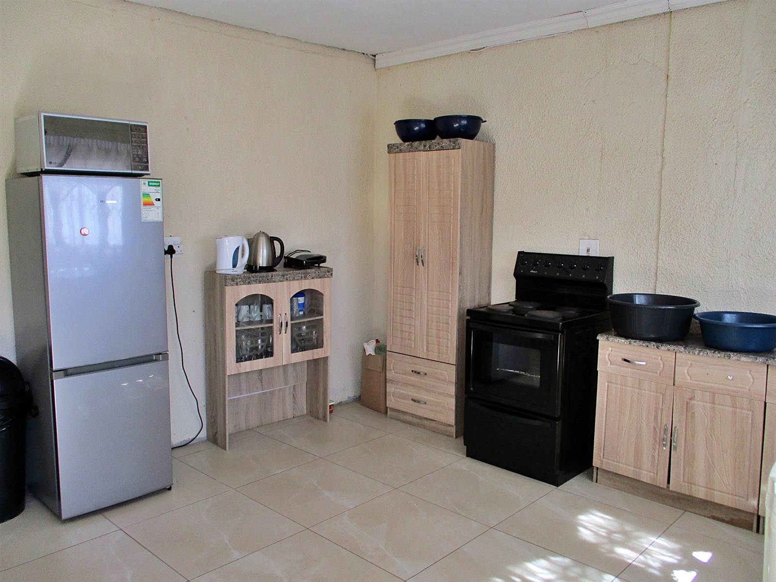 2 Bed House in Duduza photo number 8