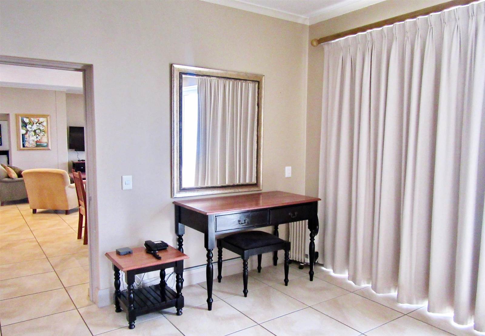 4 Bed Apartment in Pinnacle Point Golf Estate photo number 15
