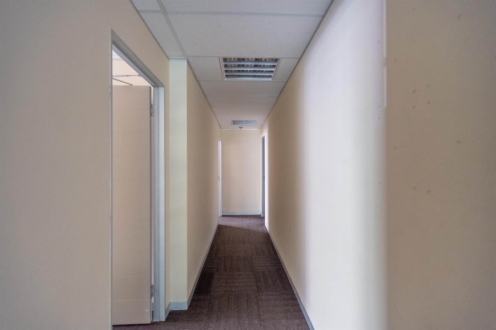 107  m² Office Space in Westville photo number 7