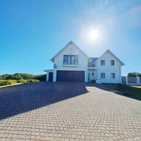 4 Bed House in St Francis Links photo number 26