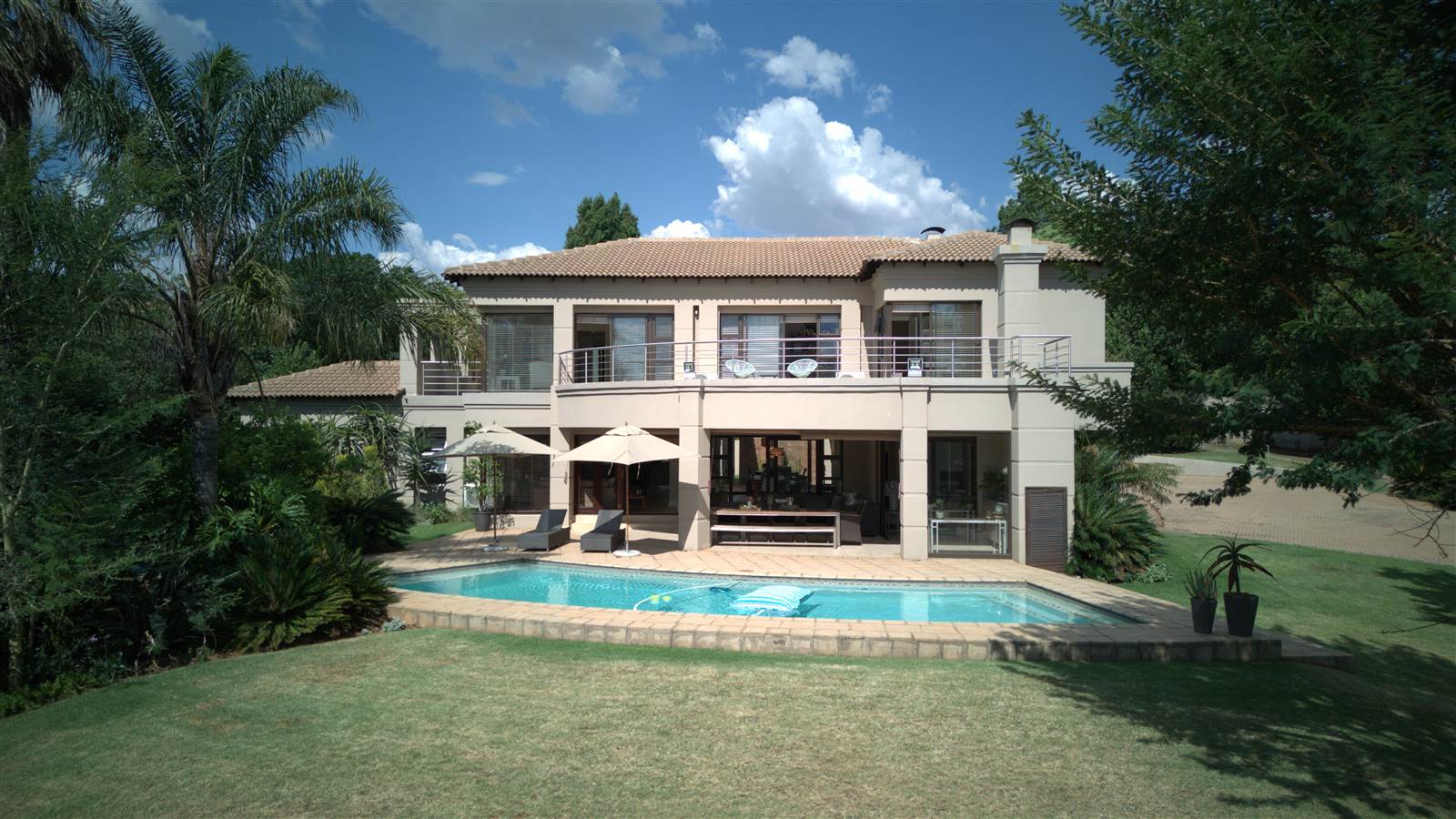 4 Bed House in Kyalami AH photo number 1