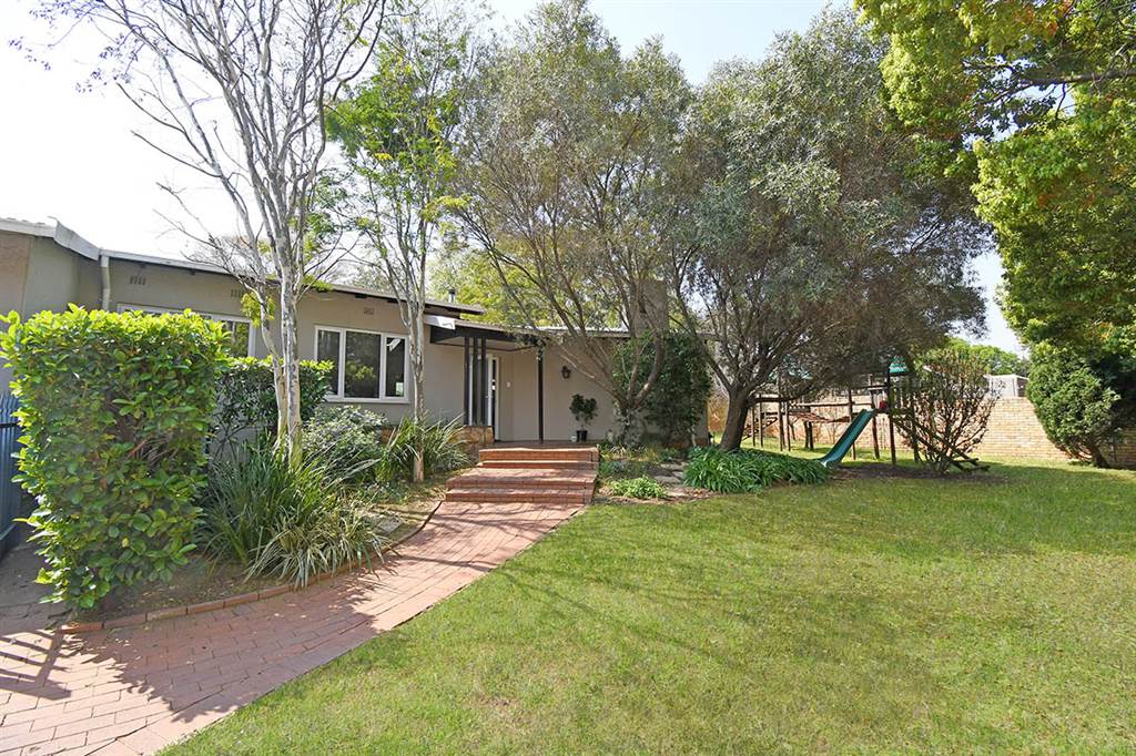 3 Bedroom House 3 Bedroom House