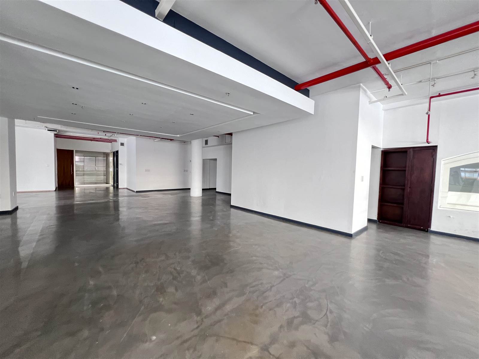 680  m² Retail Space in Cape Town City Centre photo number 5