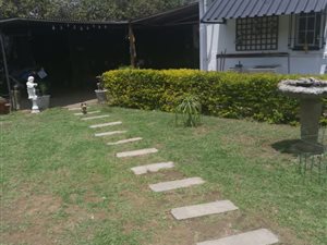 3 Bed House in Egerton