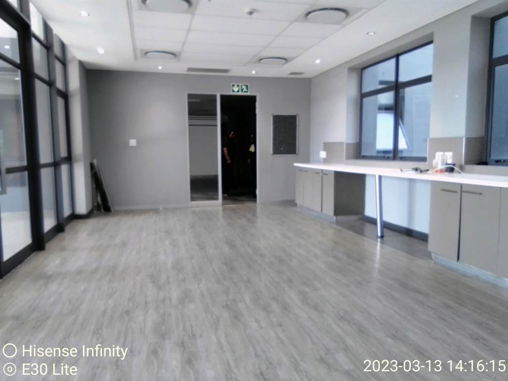 1733  m² Office Space in Waterkloof Glen photo number 7