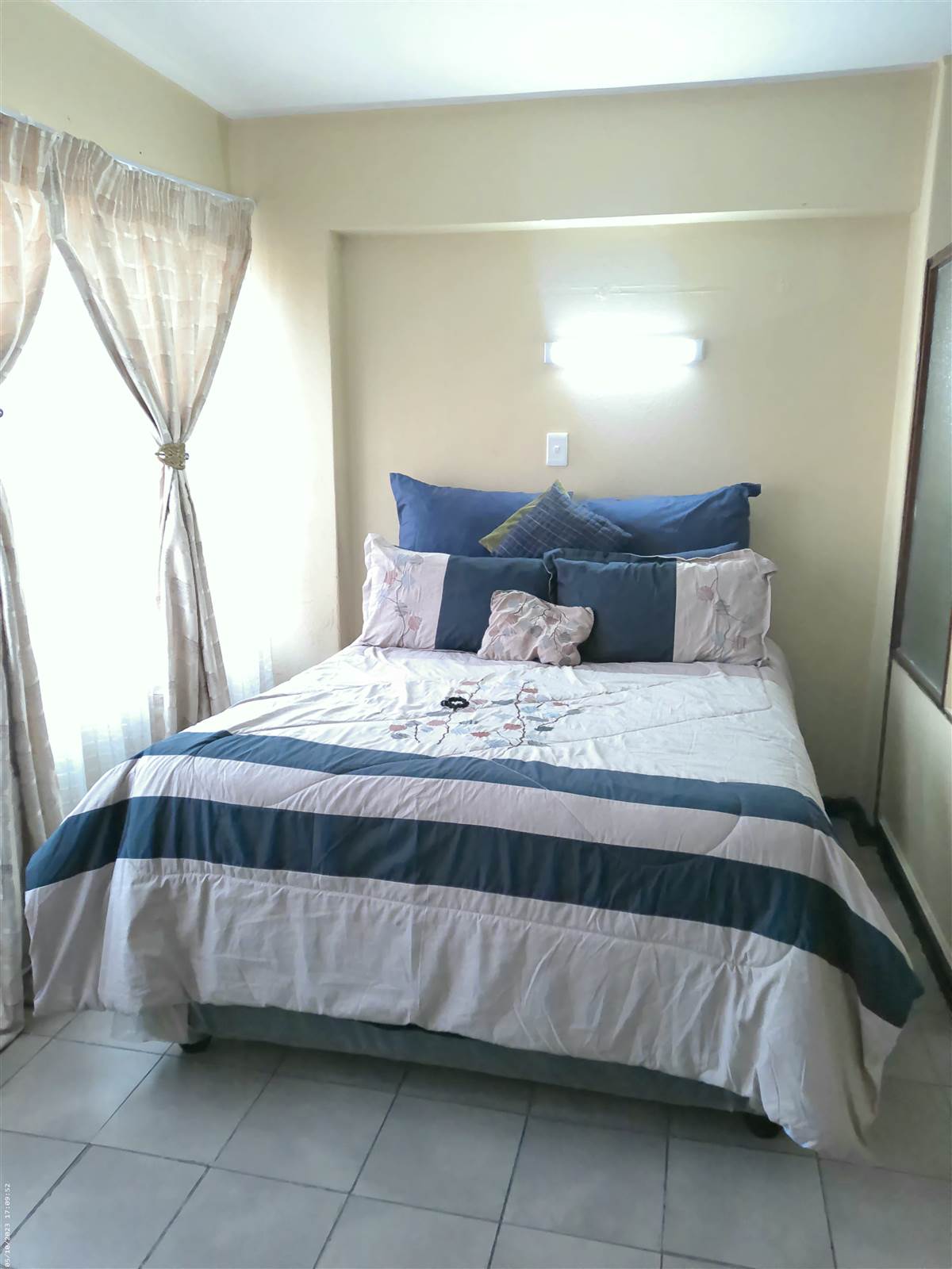 1 Bed Apartment in Durban CBD photo number 7