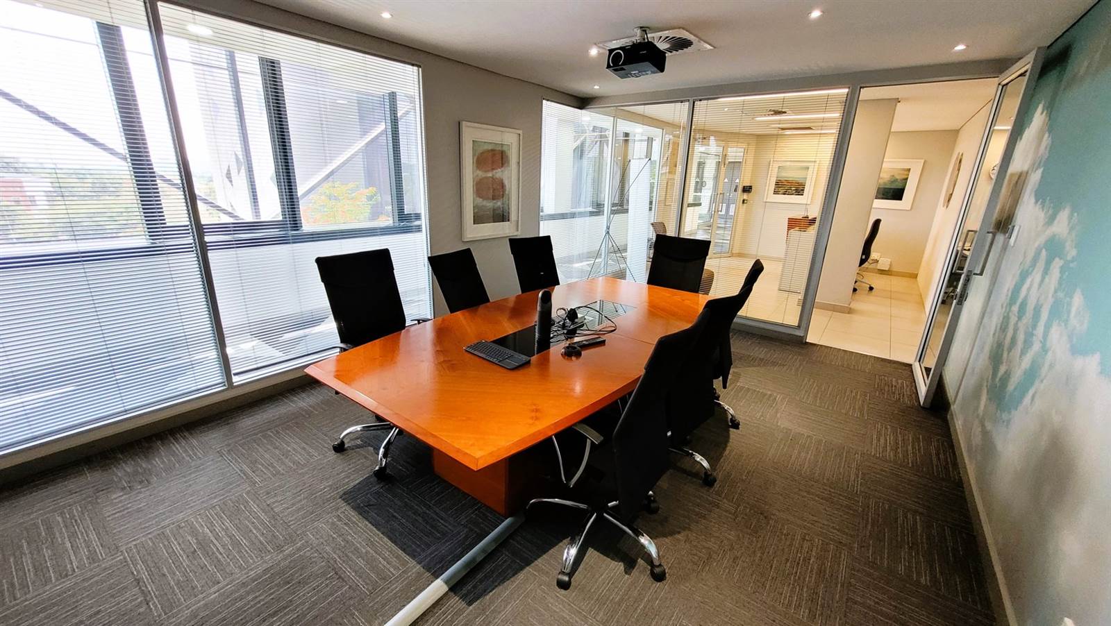268  m² Office Space in Menlyn photo number 9