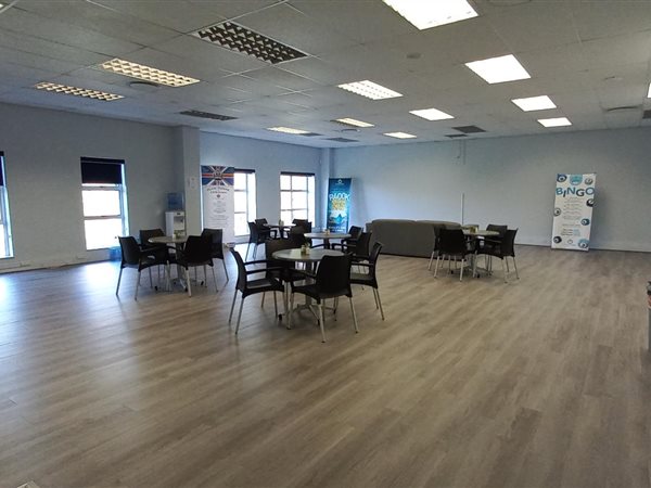 300  m² Office Space in Lorraine