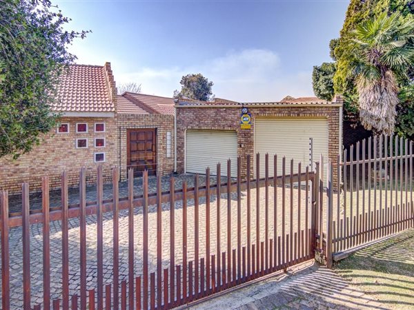 3 Bed House