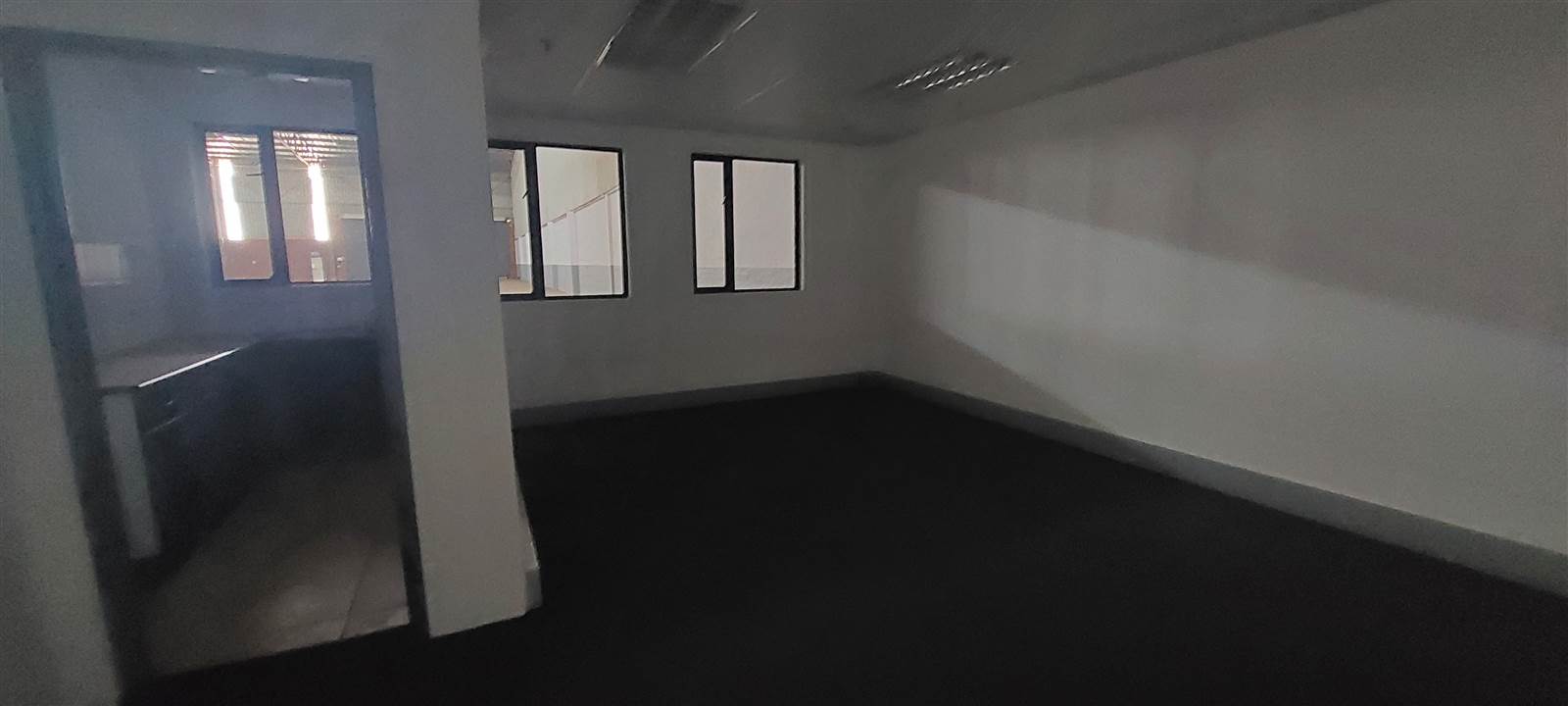 2974  m² Industrial space in Pomona AH photo number 6