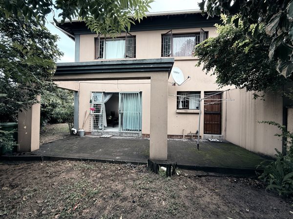 3 Bedroom Duplex 3 Bedroom Duplex