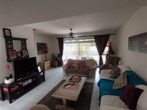 3 Bed Duplex in Westridge