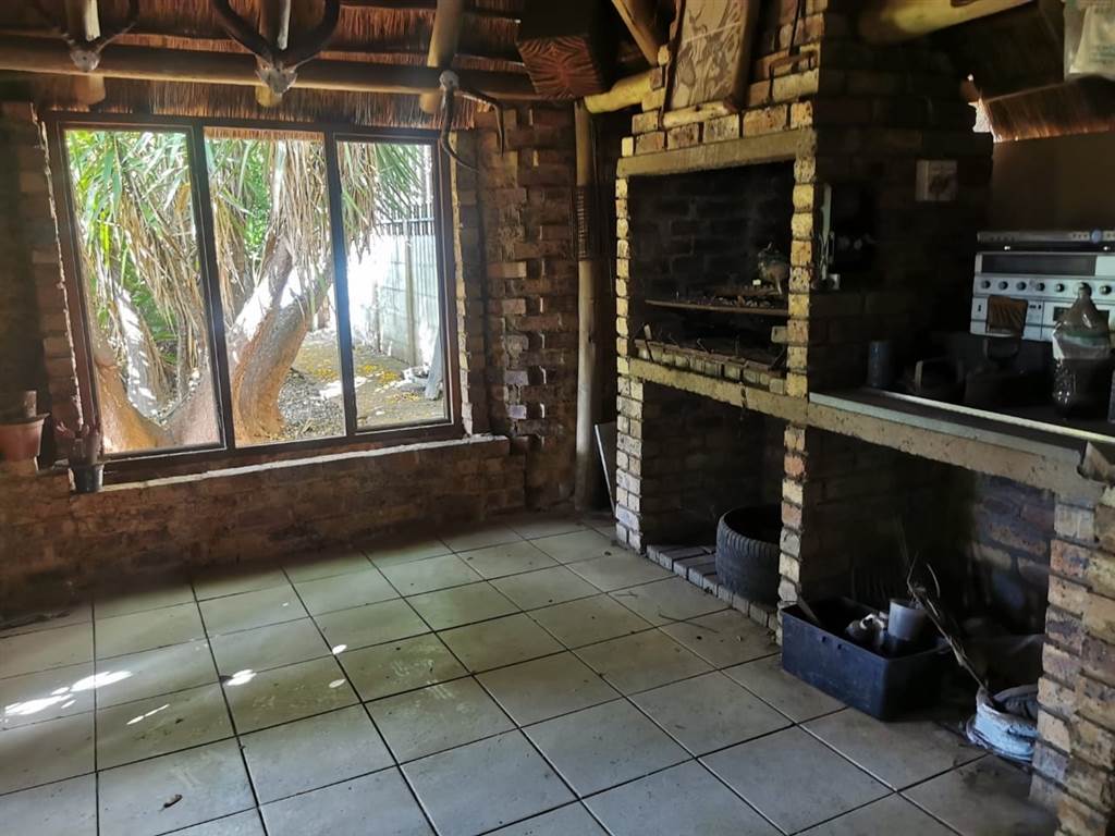 3 Bed House in Brenthurst photo number 16