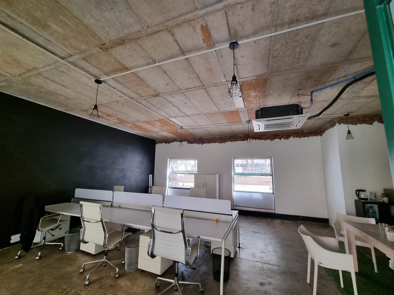 216  m² Commercial space in Rivonia photo number 19