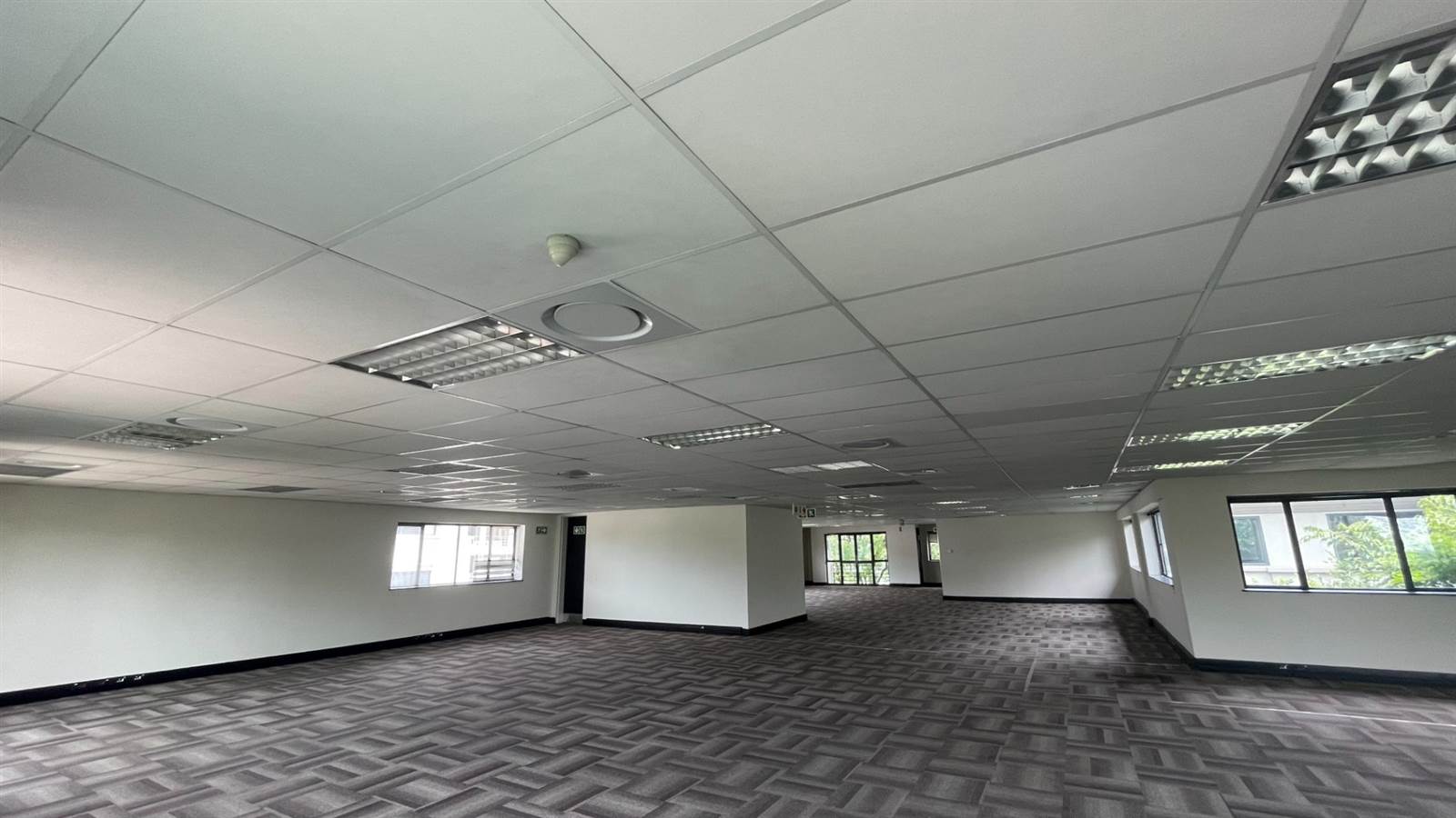 27108  m² Office Space in Bryanston photo number 19