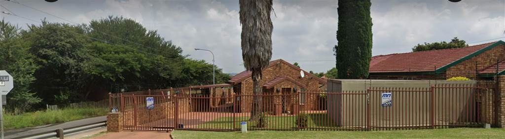 2 Bed House in Centurion CBD photo number 1