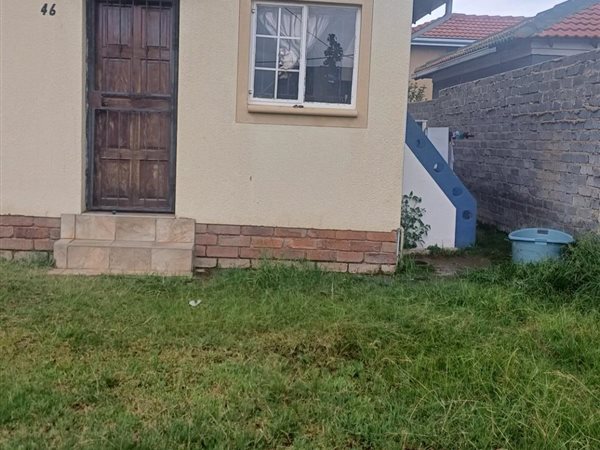 2 Bedroom House 2 Bedroom House