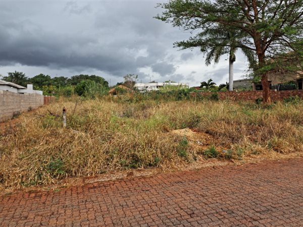 710 m² Land available in Malelane