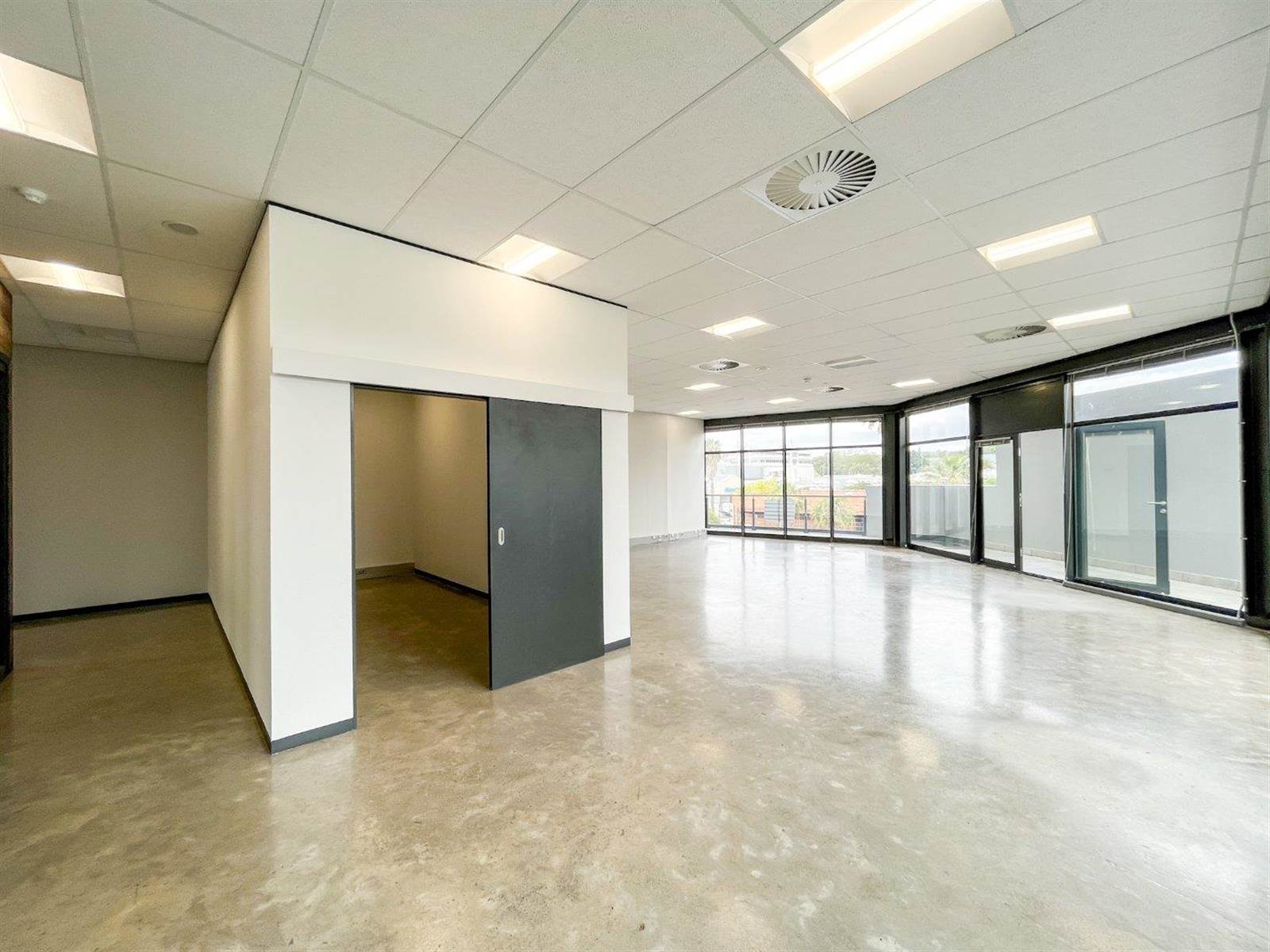 157  m² Office Space in Durbanville photo number 11
