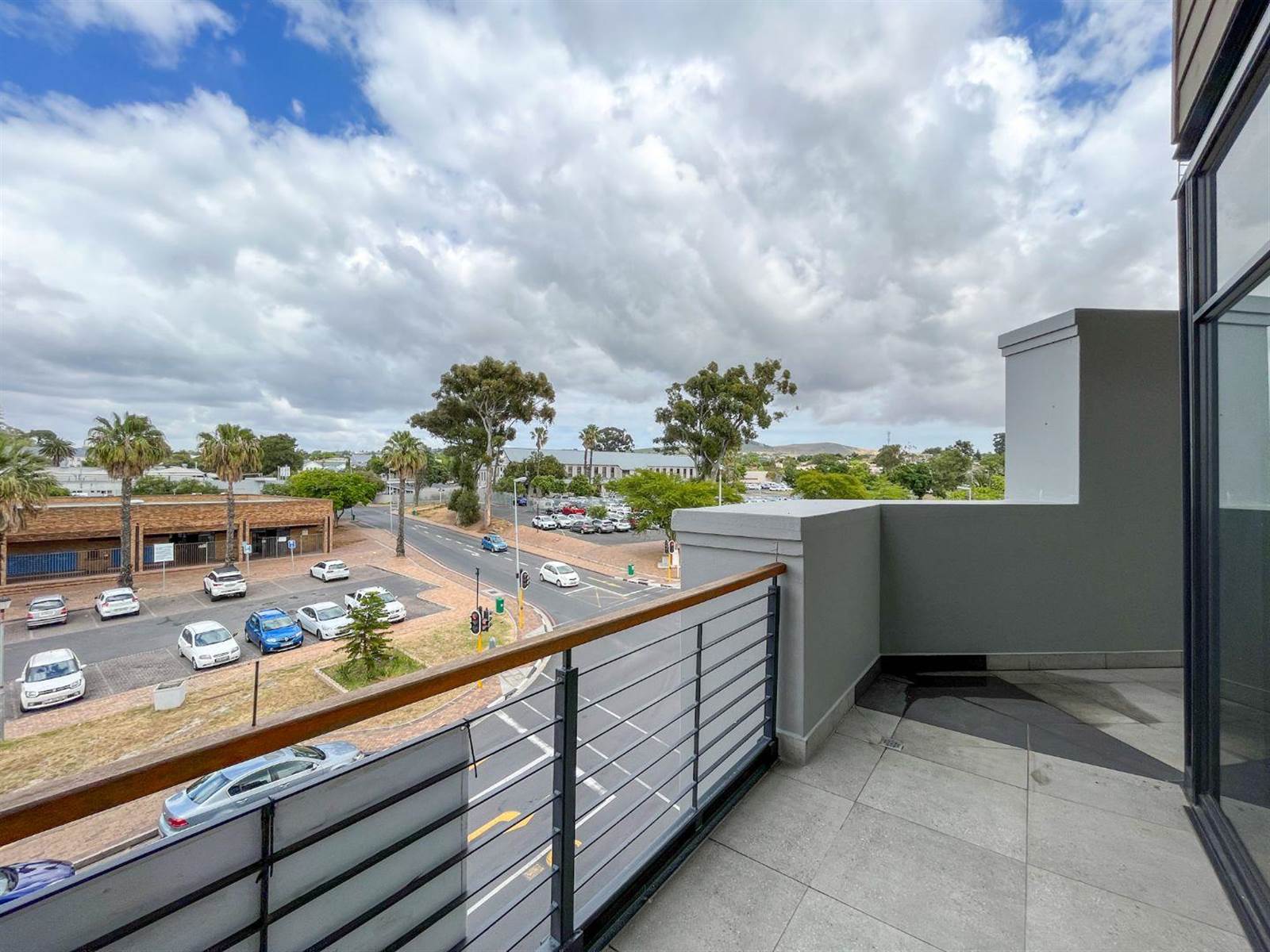 157  m² Office Space in Durbanville photo number 12