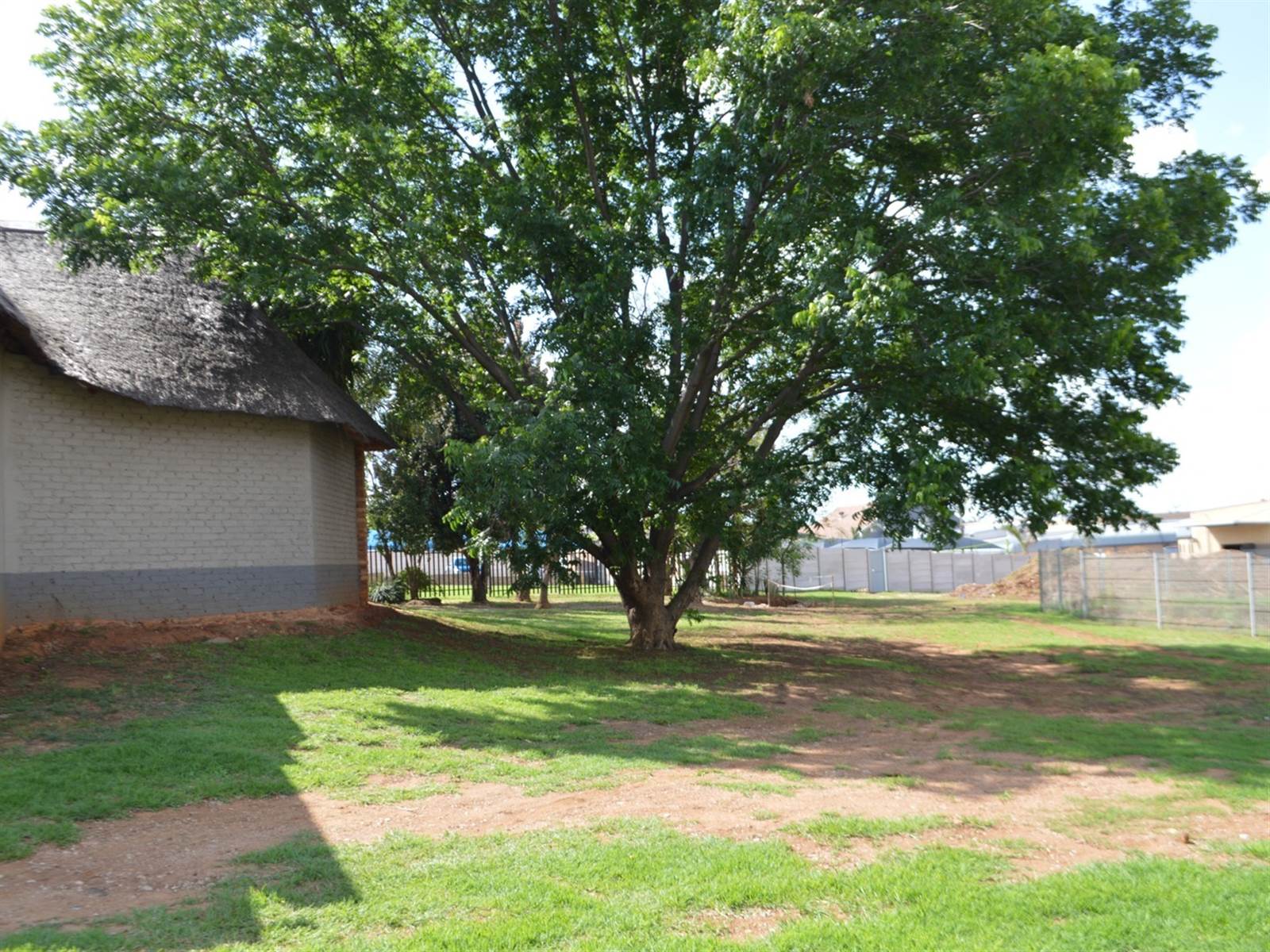 4900 m² Land available in Ruimsig photo number 16