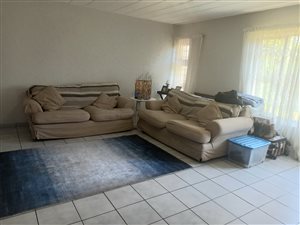 2 Bed Townhouse in Dowerglen and Ext