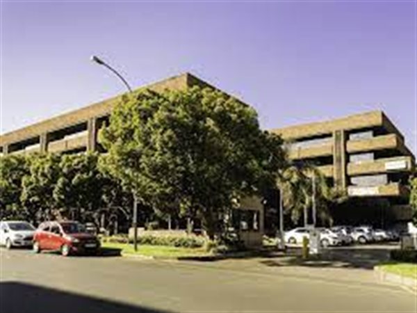 600  m² Commercial space in Bedfordview