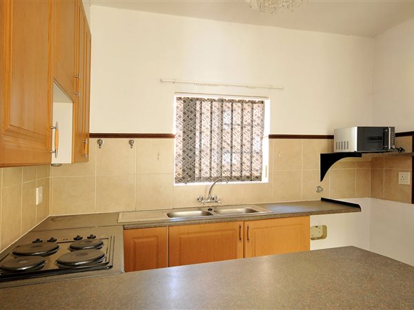 2 Bedroom House 2 Bedroom House