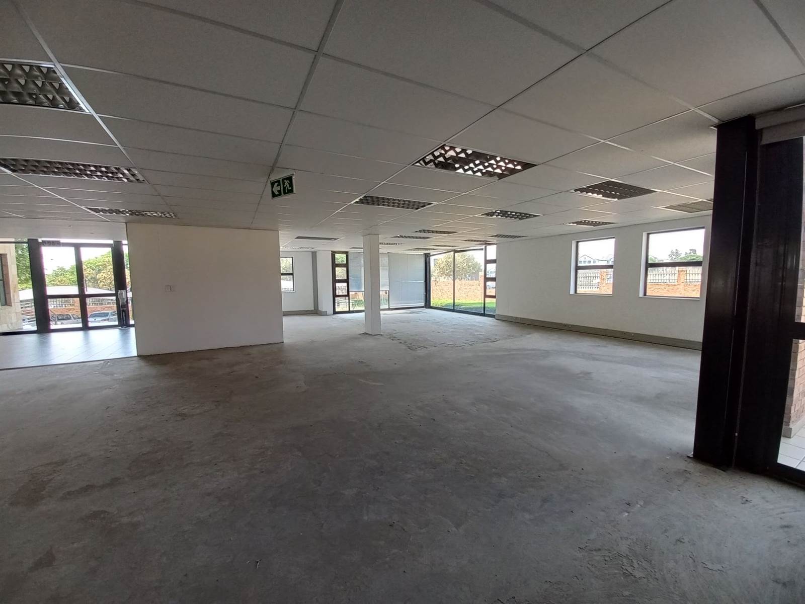 11947  m² Commercial space in Paulshof photo number 14