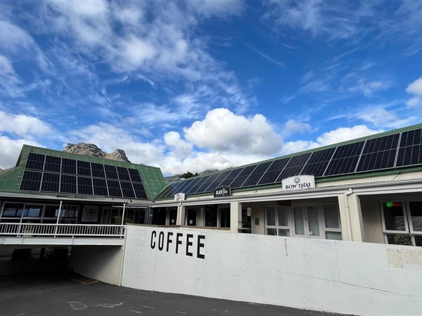 48 m² Retail Space 48 m² Retail Space