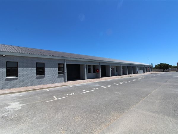 105  m² Industrial space