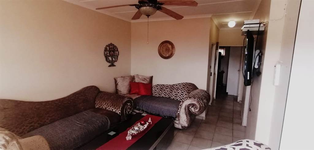 3 Bed Townhouse in Mtwalume photo number 10