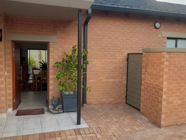 2 Bed Townhouse