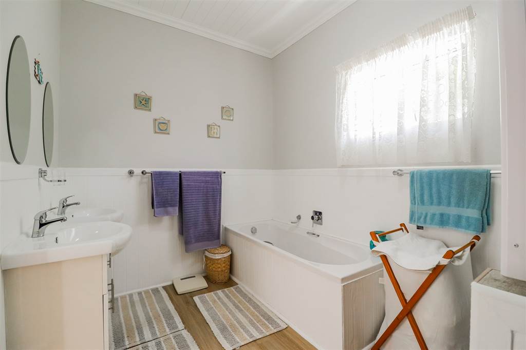 3 Bed House in Stilbaai photo number 26