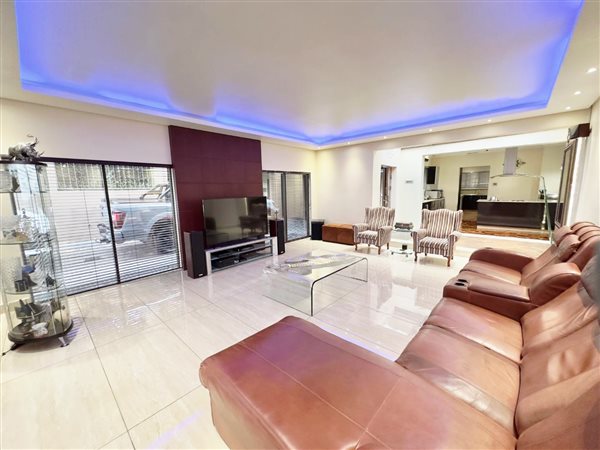 3 Bedroom House 3 Bedroom House
