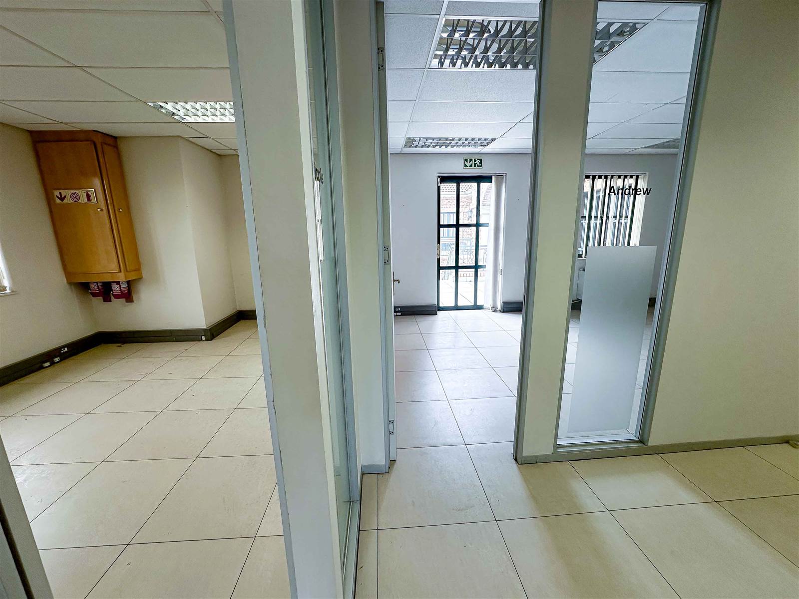 194  m² Commercial space in Bryanston photo number 11