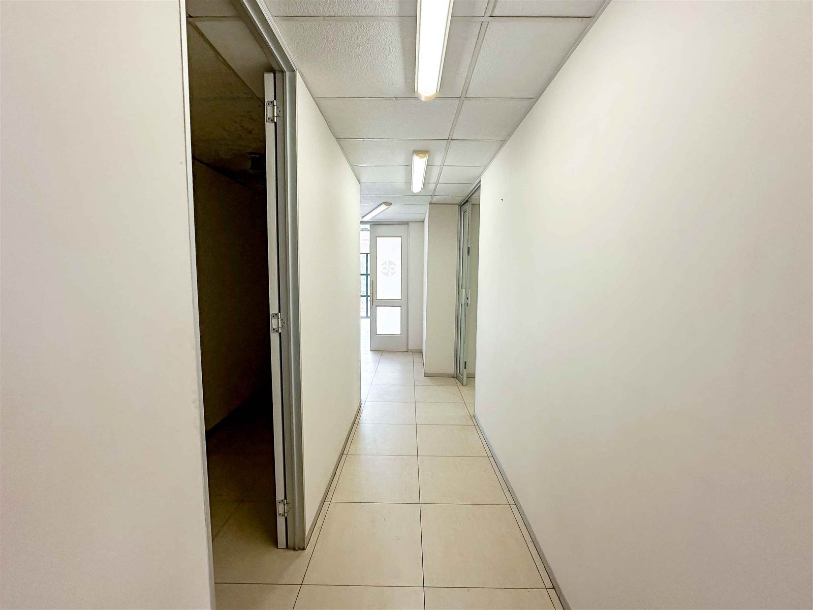 194  m² Commercial space in Bryanston photo number 7