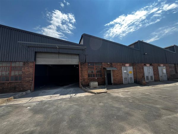 479  m² Industrial space