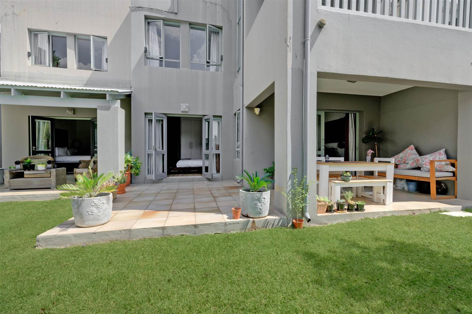 3 Bed Apartment in Fourways photo number 22