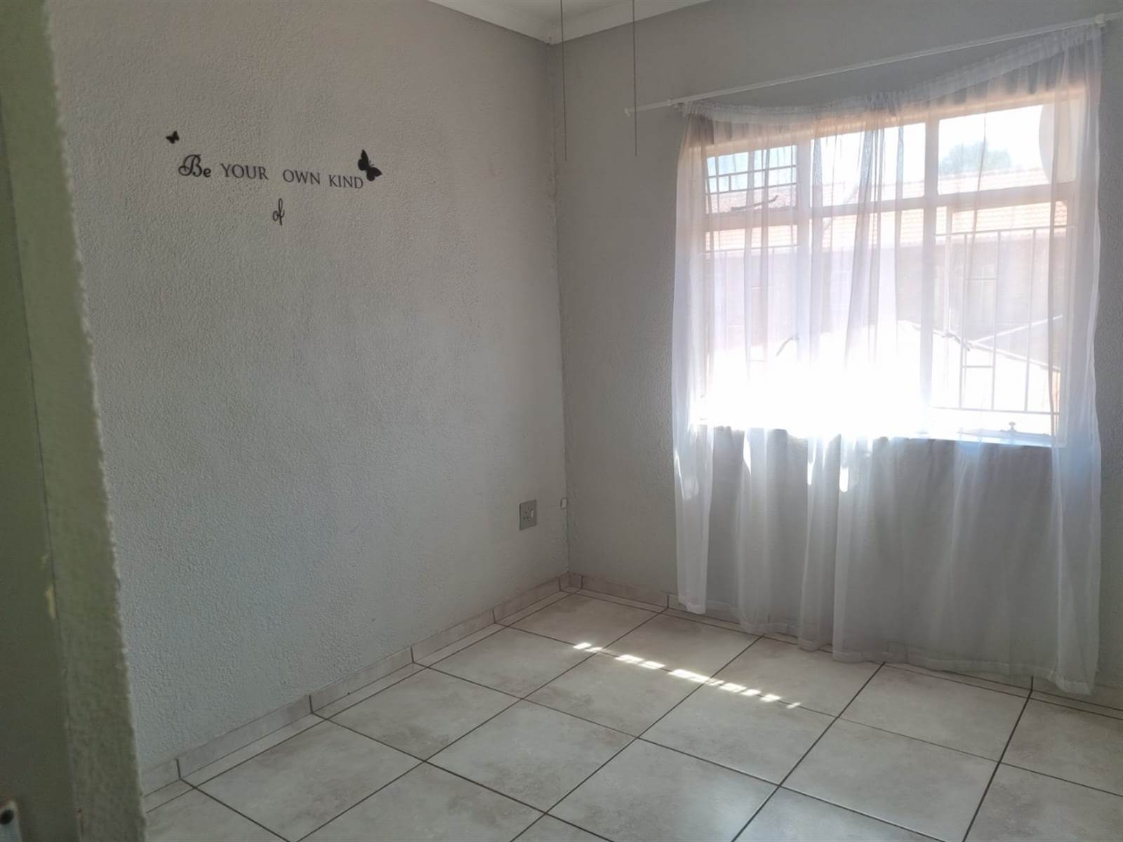 2 Bed Townhouse in Rustenburg Central photo number 14