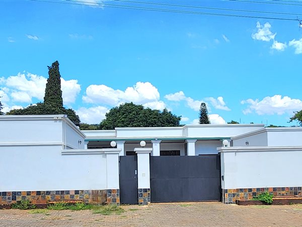 380 m² Commercial space 380 m² Commercial space