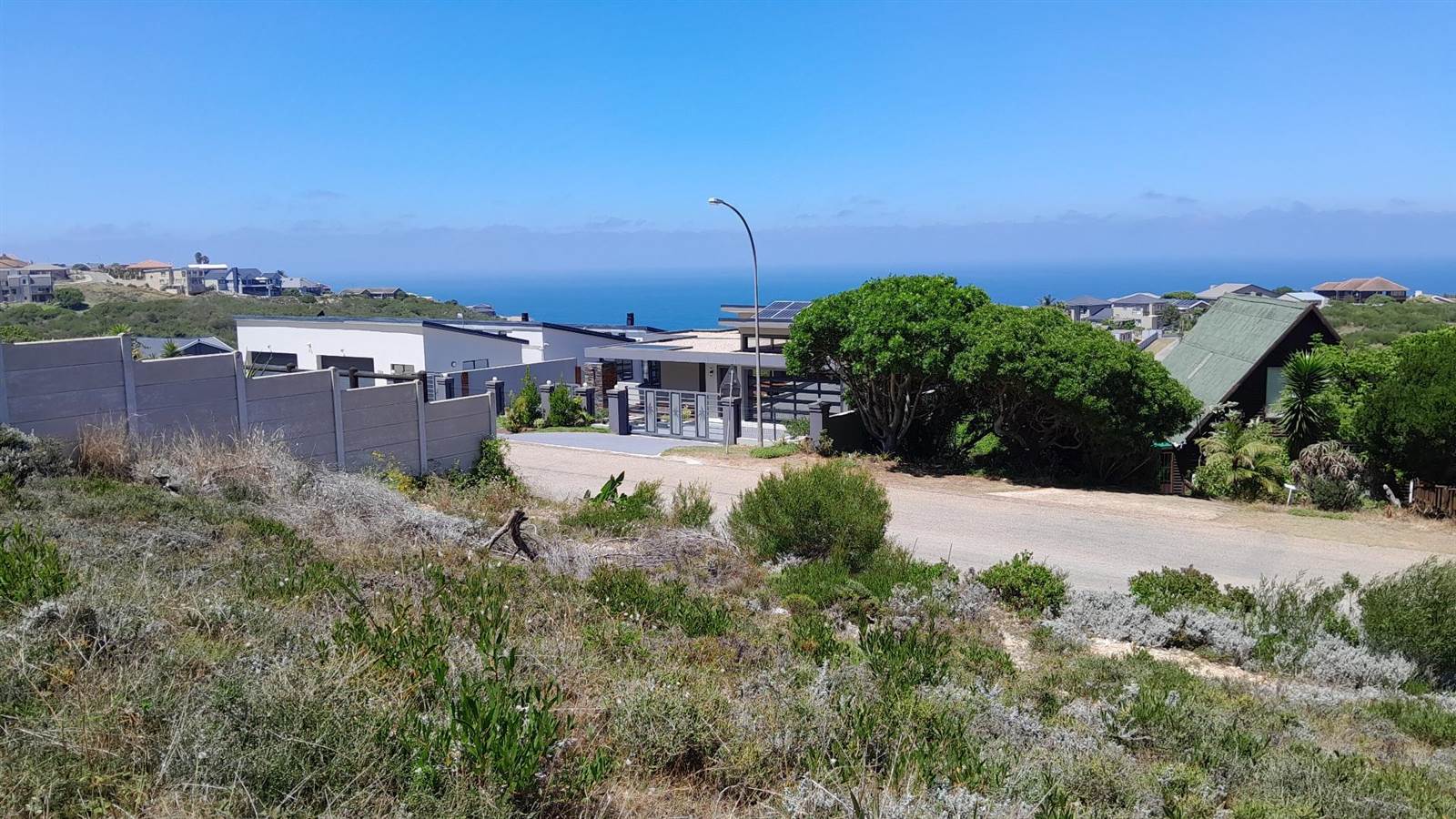 920 m² Land available in Dana Bay photo number 11