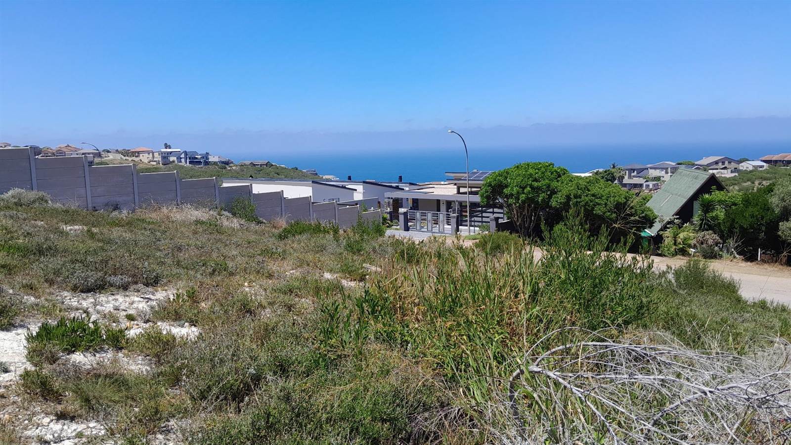 920 m² Land available in Dana Bay photo number 8