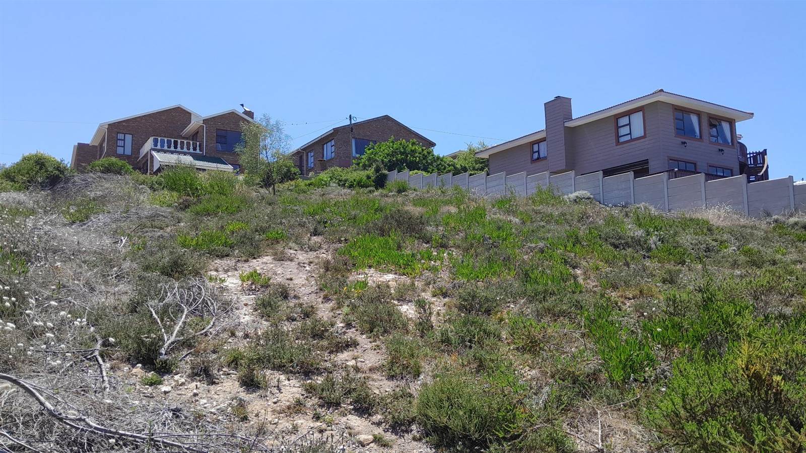 920 m² Land available in Dana Bay photo number 6